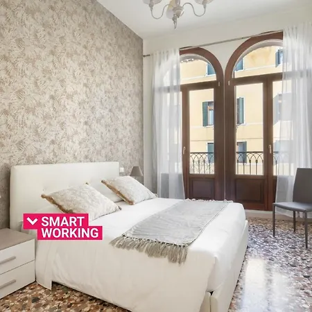 Accademia Charm By Wonderful Italy شقة البندقية