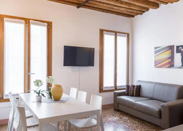 Accademia Charm By Wonderful Italy * Venedig